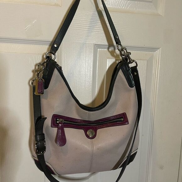 Coach Pebbled Leather Beige shoulder/Hobo Bag navy blue & burgundy straps & trim - Picture 1 of 15